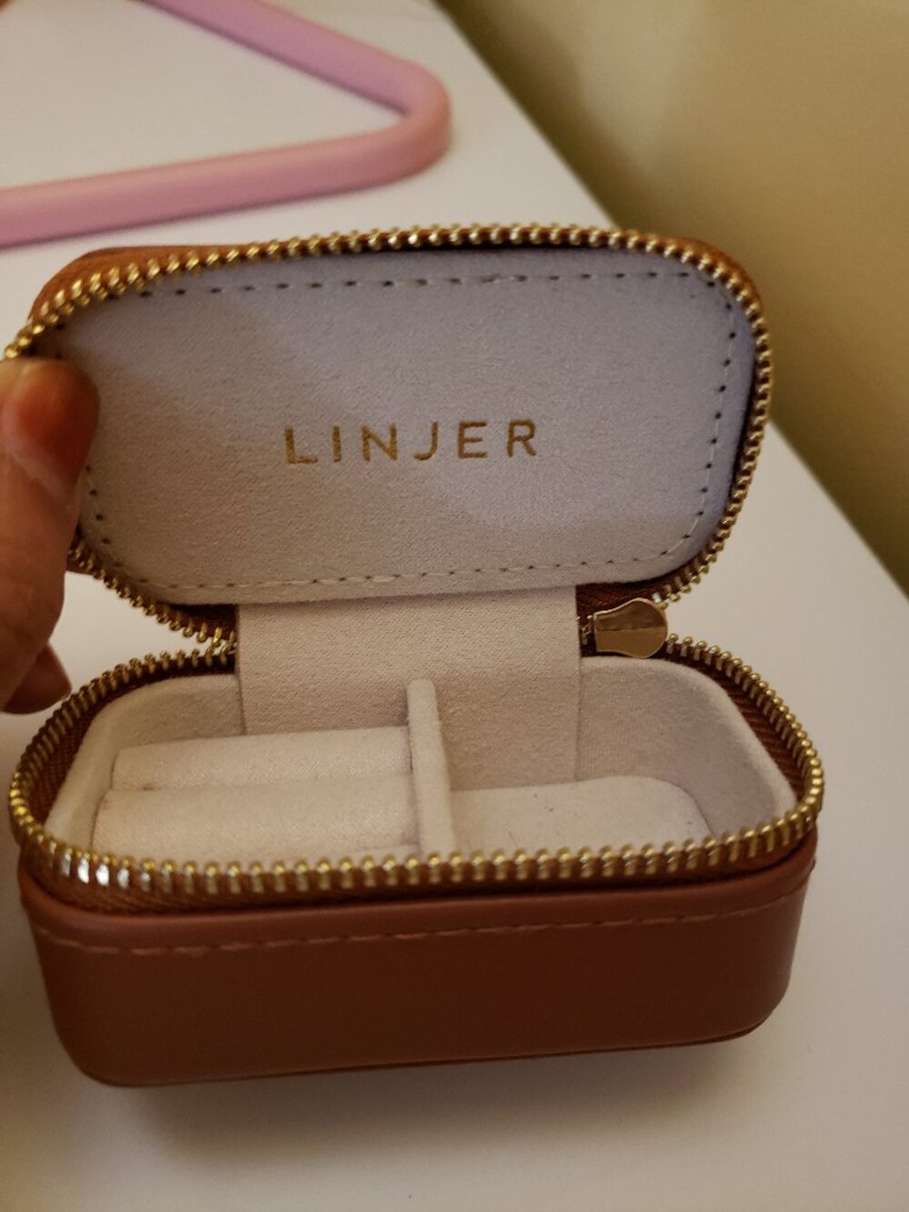 Linjer Mini Travel Jewelry Case - Cognac - Picture 5 of 5